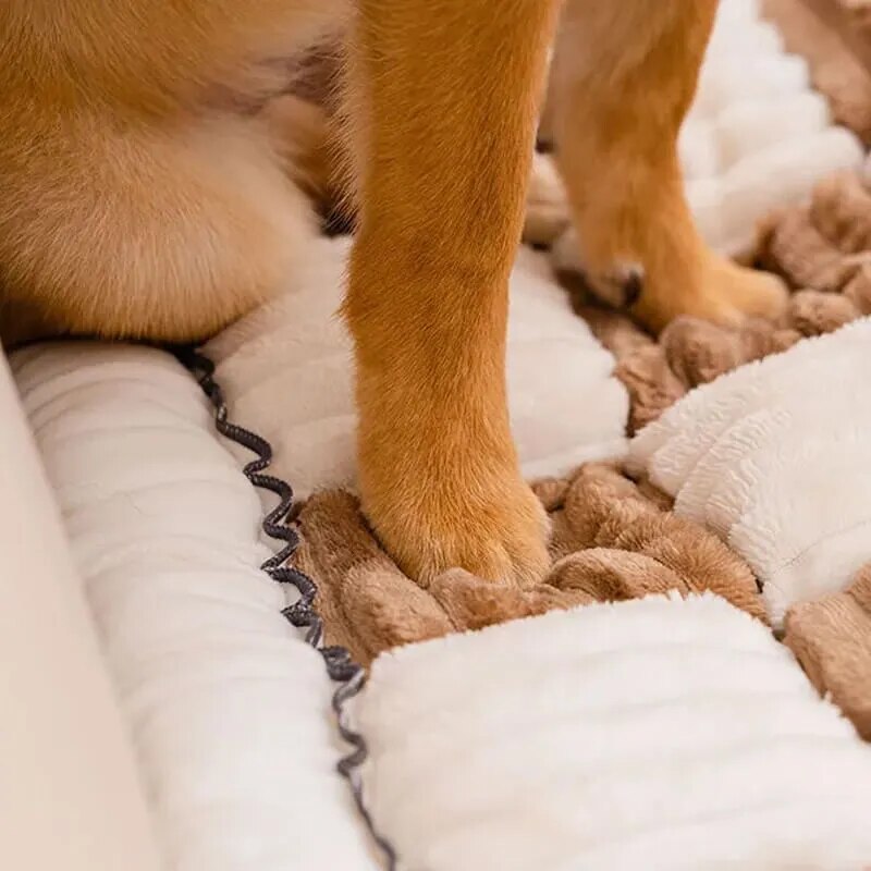 Cream-Colored Plaid Large Pet Bed