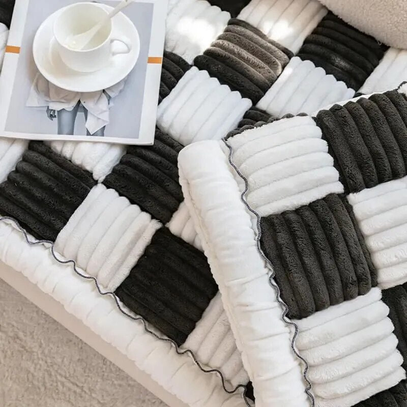 Cream-Colored Plaid Large Pet Bed